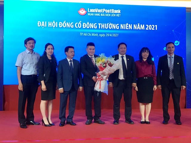 &Ocirc;ng Nguyễn Đức Thuỵ được bầu v&agrave;o HĐQT LienVietPostBank. (Ảnh:&nbsp;Ngọc Như). &nbsp;