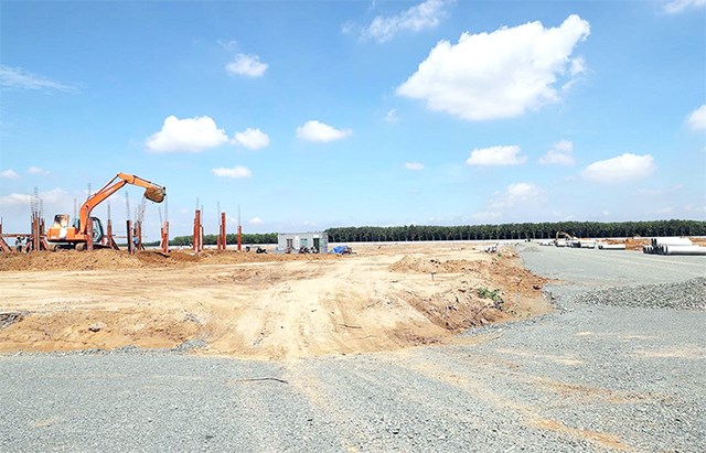 Dự &aacute;n khu d&acirc;n cư x&atilde; B&igrave;nh Sơn, huyện Long Th&agrave;nh của C&ocirc;ng ty CP Đầu tư ph&aacute;t triển Thuận Lợi (B&igrave;nh Dương) c&oacute; vốn đầu tư 3.000 tỷ đồng. Ảnh: B&aacute;o Đồng Nai &nbsp;
