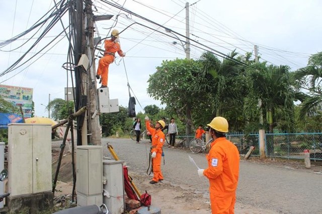 &Aacute;p dụng nhiều giải ph&aacute;p ti&ecirc;n tiến, an to&agrave;n, tiết kiệm... EVNSPC tiết kiệm được 649 triệu kWh &nbsp;