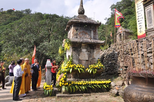 H&agrave;nh hương về c&aacute;c di t&iacute;ch nh&agrave; Trần tại Đ&ocirc;ng Triều v&agrave; di t&iacute;ch Y&ecirc;n Tử trong dịp kỷ niệm Phật ho&agrave;ng Trần Nh&acirc;n T&ocirc;ng nhập niết b&agrave;n lu&ocirc;n l&agrave; sự kiện thu h&uacute;t du kh&aacute;ch.