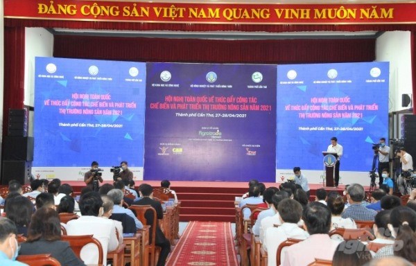 To&agrave;n cảnh&nbsp;Hội nghị to&agrave;n quốc về th&uacute;c đẩy c&ocirc;ng t&aacute;c chế biến v&agrave; ph&aacute;t triển thị trường n&ocirc;ng sản năm 2021