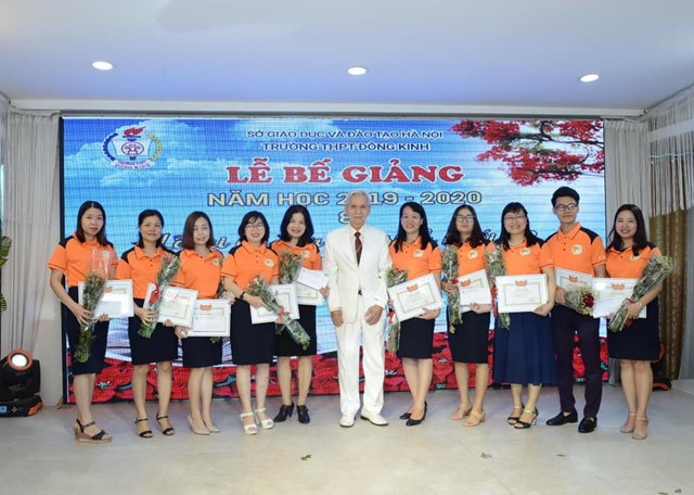 Trường THPT Đ&#244;ng Kinh: Nhiều cảm x&#250;c trong Lễ bế giảng v&#224; tri &#226;n năm học 2019-2020 - Ảnh 2