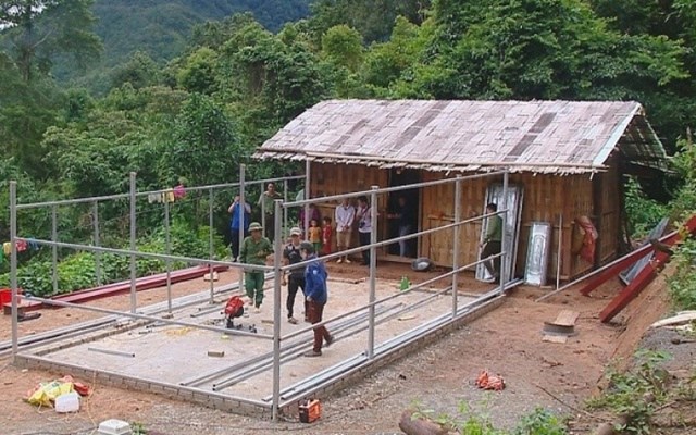 Qu&aacute; tr&igrave;nh x&acirc;y dựng nh&agrave; "ba cứng" của gia đ&igrave;nh anh Th&agrave;o A Dũng bản Nậm Th&agrave; L&agrave;, x&atilde; Pa Tần, huyện Nậm Pồ