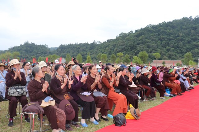 Quảng Ninh: Khai mạc chương tr&#236;nh “Y&#234;n Tử - Về miền đất Phật m&#249;a thu, tưởng nhớ Phật ho&#224;ng Trần Nh&#226;n T&#244;ng” - Ảnh 4