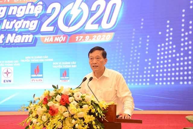 Thứ trưởng Trần Văn T&ugrave;ng ph&aacute;t biểu khai mạc diễn đ&agrave;n "C&ocirc;ng nghệ v&agrave; Năng lượng Việt Nam 2020"