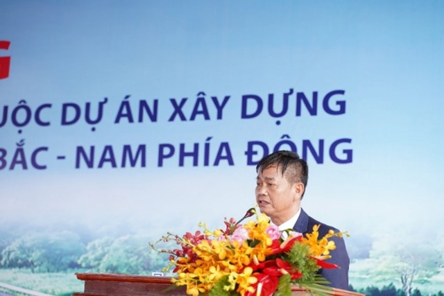 &Ocirc;ng Phạm Kim Ch&acirc;u, Ph&oacute; Chủ tịch HĐQT C&ocirc;ng ty Cổ phần Đạt Phương - Đại diện li&ecirc;n danh c&aacute;c nh&agrave; thầu cam kết sẽ thực hiện dự &aacute;n đảm bảo chất lượng, tiến độ đề ra.