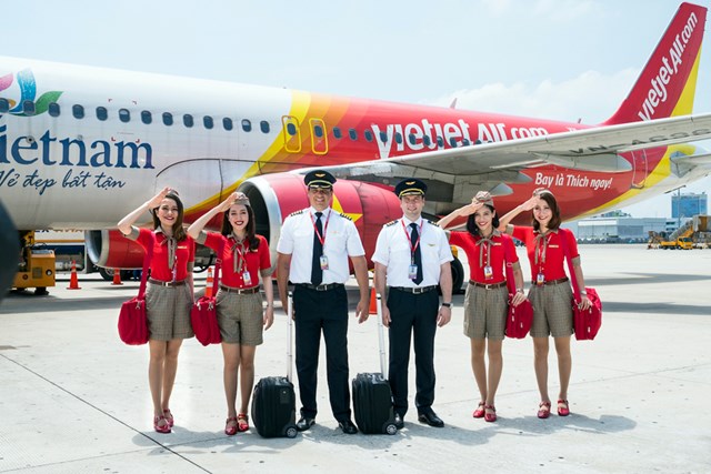 B&#225;n hơn 17 triệu cổ phiếu quỹ, Vietjet thu về 2.350 tỷ - Ảnh 1