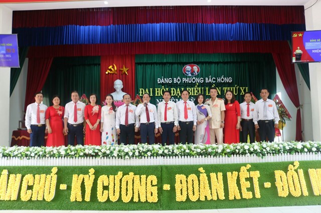 Đại hội đ&atilde; bầu 14 đồng ch&iacute; v&agrave;o Ban Chấp h&agrave;nh Đảng bộ phường Bắc Hồng nhiệm kỳ 2020 -2025 &nbsp;