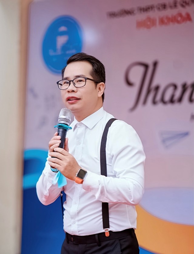 MC Phạm Hồng Phong