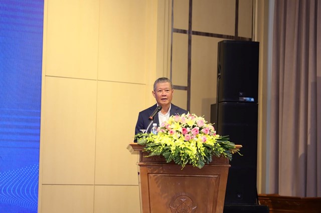 Thứ trưởng Bộ TT&amp;TT Nguyễn Th&agrave;nh Hưng ph&aacute;t biểu tại hội thảo.