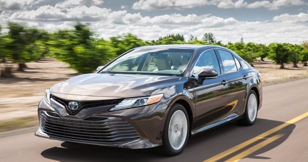 Review of the 2020 Toyota Camry  Car Reviews  Auto123