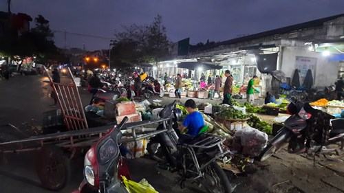 Vấn đề &ocirc; nhiễm m&ocirc;i trường ảnh hưởng một phần kh&ocirc;ng nhỏ đối với người d&acirc;n, cũng như người tham gia giao th&ocirc;ng.