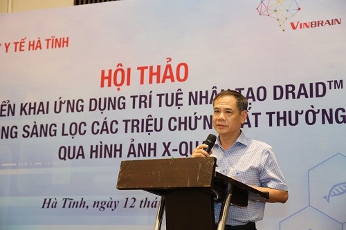 Bs Nguyễn Tuấn - Q. Gi&aacute;m đốc Sở Y tế H&agrave; Tĩnh ph&aacute;t biểu tại hội nghị.