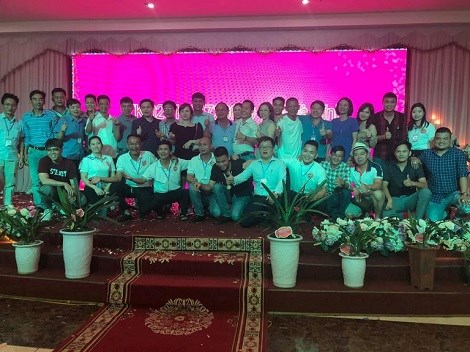 C&aacute;c C&acirc;u lạc bộ chụp ảnh chung với CLB Hoa Lan H&agrave; Tĩnh