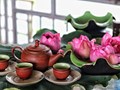 Trà sen và nghệ thuật thưởng trà của người Việt