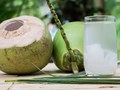 Các loại nước bù điện giải tự nhiên phù hợp cho ngày nắng nóng gay gắt