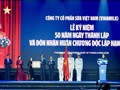 Vinamilk đón nhận Huân chương Độc lập hạng Nhất tại dấu mốc 50 năm
