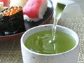 Trà Konacha: Từ phụ phẩm xưởng chè đến thức uống tẩy vị trong ẩm thực Nhật