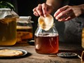 Hành trình chinh phục thế giới của trà Kombucha