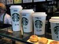 Starbucks tìm lại bản sắc thương hiệu bằng việc viết tên khách hàng lên cốc