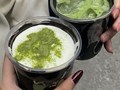 Crackle matcha latte: Khi uống matcha trở thành trải nghiệm thú vị
