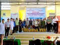 Khám chữa bệnh nhân đạo, phát thuốc, tặng quà miễn phí và trao học bổng tại xã Bác Ái Tây