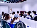 Trường Đại học Trưng Vương: Tặng laptop cho sinh viên nhập học