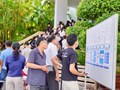 Hơn 1.700 tân sinh viên Trường Đại học Y - Dược Huế làm thủ tục nhập học