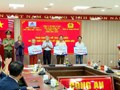 Công an thành phố Huế cùng doanh nghiệp chăm lo gia đình chính sách