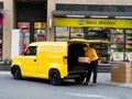 Chủ kinh doanh mê VinFast EC Van: Gọn như xe phố, chở hàng như “lực sĩ”