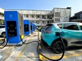 Trạm sạc siêu nhanh 30 cổng của V-Green đi vào hoạt động tại Bến xe Đuôi Cá