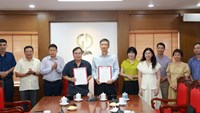 Lễ kí kết thỏa thuận giữa Nhà xuất bản Giáo dục Việt Nam và Hiệp hội  Sách giáo dục và Học liệu điện tử Việt Nam