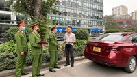 Hà Nội: Công an phường Kim Mã quyết liệt xử lý vi phạm an toàn giao thông, trật tự công cộng 