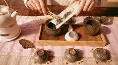  Uống trà muối: Bí quyết sức khỏe từ phương Đông