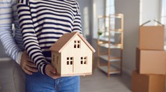 Khi giấc mơ an cư vẫn xa tầm tay người trẻ