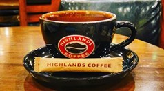 Doanh số Highlands Coffee và Phúc Long đồng loạt tăng mạnh