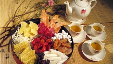 Khi chén trà ủ ấm ký ức Tết xưa