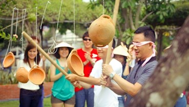 Sắc màu trò chơi dân gian ngày Tết: Hành trình trở về ký ức tuổi thơ 