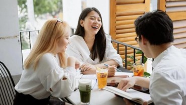 Thị trường F&B 2026 bước vào kỷ nguyên 'cá lớn nuốt cá bé' dưới áp lực chi phí