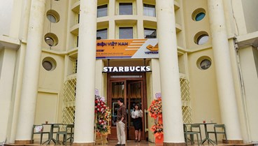 Starbucks "chọn mặt gửi vàng" tại vị trí kim cương Bờ Hồ và góc nhìn chuyên gia