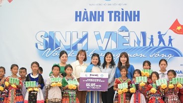Vinamilk & Quỹ Sữa Vươn Cao Việt Nam năm thứ 17: Thêm nhiều bữa ăn có sữa cho trẻ em  