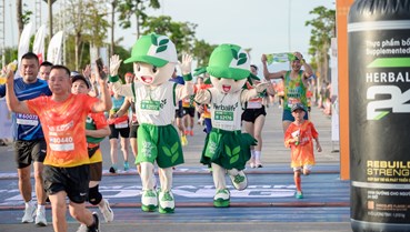 Herbalife Việt Nam đồng hành cùng giải chạy VnExpress Marathon Hạ Long năm thứ ba 