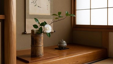 Sự tiến hóa từ nghệ thuật cắm hoa Ikebana đến phong cách Chabana trong trà đạo Nhật Bản