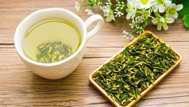 Khả năng hỗ trợ giấc ngủ của trà tâm sen và những khuyến cáo về thể trạng sử dụng