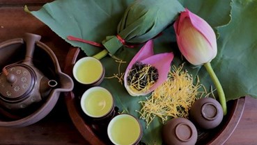 Thức quà Hà Nội và những lầm tưởng khi chọn trà sen Tây Hồ