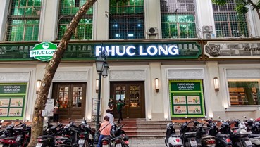 Cuộc đua thương hiệu trên đất vàng Hồ Gươm
