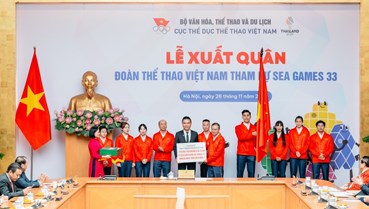 Đoàn thể thao Việt Nam rực rỡ khí thế trong lễ xuất quân dự SEA Games 33