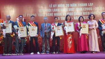 Lễ kỷ niệm 20 năm Hiệp hội Làng nghề Việt Nam và phong tặng danh hiệu nghệ nhân lần thứ XII