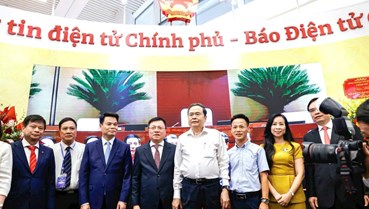 Từ “Con đường tương lai” đến mô hình kinh tế mới trong thời đại AI