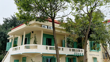 Hồ Tây có thêm điểm hẹn thư giãn cuối tuần cho giới trẻ